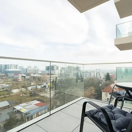 Lavender Luxury King Bed Apartment, Underground Parking Near Promenada Bussiness Center Apartament Bukareszt